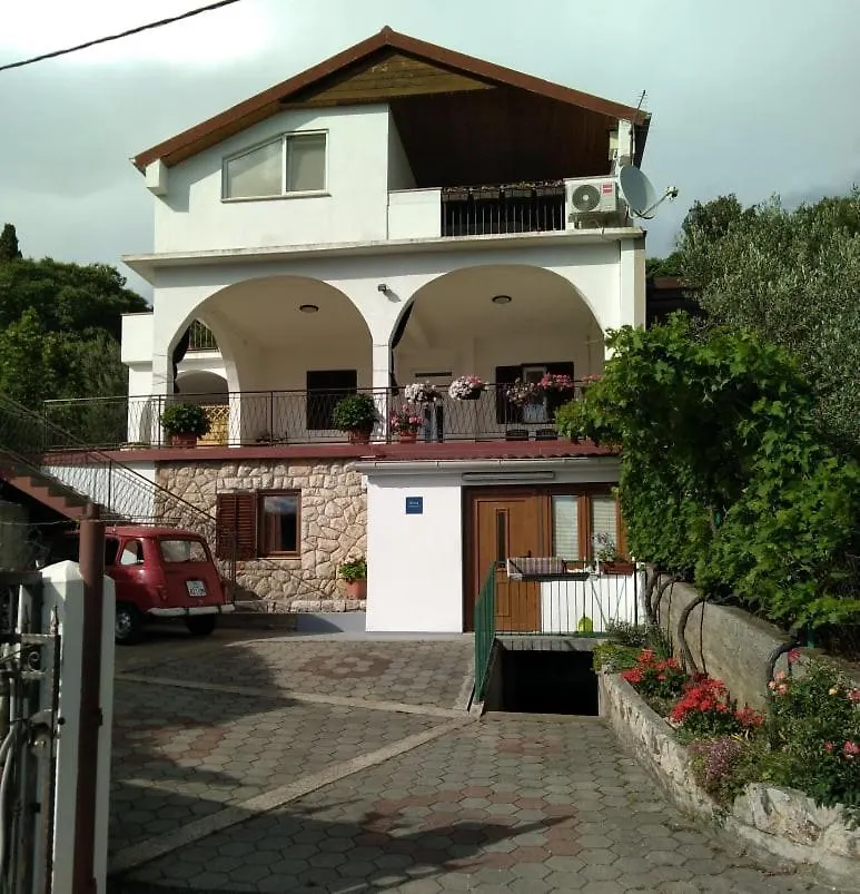 Apartment Apartman Salvia Starigrad Paklenica